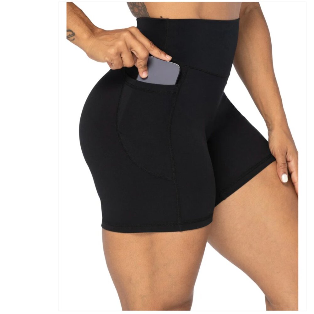 *Sunzel No Front Seam Black Biker Shorts for Women with Pockets